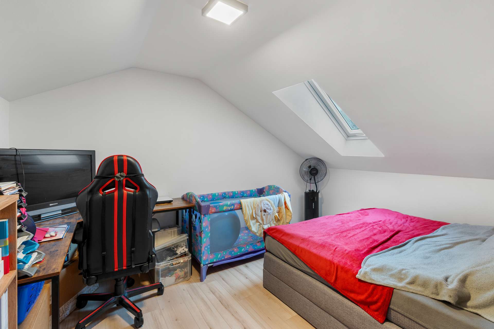 Immobilie in Bruckberg - ***Renovierte 4-Zimmer-Wohnung mit Balkon und Blick ins Grüne - stadtnah in Bruckberg*** - Bild 1
