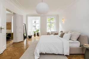 Altbau mit Seele – Stilvoll sanierte 5,5-Zimmer-Wohnung mit Eleganz und Raum für die ganze Familie! – Schustehrusstraße 28, 10585 Charlottenburg, Berlin – Vorschaubild 5
