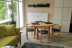 Ruhiges 1,5-Zimmer-Apartment mit Balkon und freiem Blick in Charlottenburg