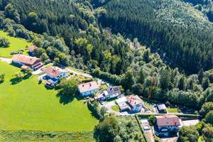 Hochwertiges Einfamilienhaus mit Einliegerwohnung - nahe des Simssees – Die vollständige Adresse der Immobilie erhältst du vom Anbieter., 83093 Bad Endorf – Vorschaubild 3