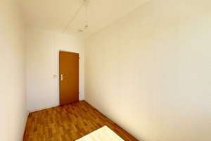 "Schöne 3-Zimmer-Wohnung mit Balkon, Einbauküche und tollem Grundriss" – Albert-Köhler-Straße 10, 9122 Morgenleite, Chemnitz – Vorschaubild 18