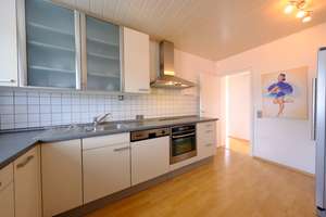 „Kleines Penthouse“ mit großer Dachterrasse, kleinem Dachgarten und Weitblick – Die vollständige Adresse der Immobilie erhältst du vom Anbieter., 42655 Solingen-Mitte, Solingen – Vorschaubild 9