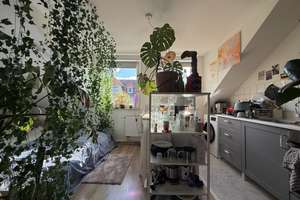 Nachmieter gesucht für schöne und ruhige möblierte 1- Zimmer Wohnung mit EBK und Balkon  – Die vollständige Adresse der Immobilie erhältst du vom Anbieter., 99086 Johannesvorstadt, Erfurt – Vorschaubild 4
