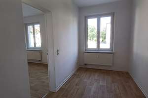In wenigen Schritten in Ihrer Wohnung - neu saniert  - EG links – Schillerstr. 24, 6217 Merseburg – Vorschaubild 3