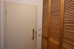 Exklusives möbliertes Apartment im Hofgartenviertel – Terrasse & 100m² Garten zur alleinigen Nutzung – Gartenstraße 43, 40479 Pempelfort, Düsseldorf – Vorschaubild 6