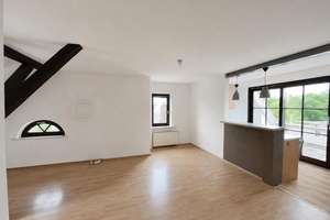 Provisionsfrei!  4-Zimmer-Dachgeschosswohnung mit Balkon und Stellplatz in Pfersee! – Leonhard-Hausmann-Straße 60, 86157 Pfersee-Nord, Augsburg – Vorschaubild 3