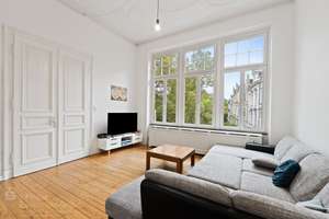Stilvolle Maisonette-Wohnung in denkmalgeschütztem Altbau in Bonn-Süd! 360° Begehung – Die vollständige Adresse der Immobilie erhältst du vom Anbieter., 53113 Südstadt, Bonn – Vorschaubild 3
