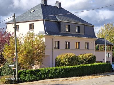 Haupwohnung mit 165 m² Wfl. im 1. OG wird mit Verkauf frei