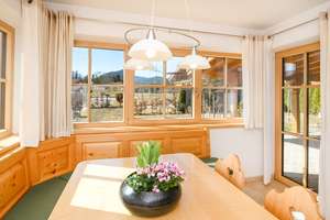 Zuhause mit Weitblick - Freistehendes Einfamilienhaus in  naturnaher Lage – Die vollständige Adresse der Immobilie erhältst du vom Anbieter., 82499 Wallgau – Vorschaubild 4