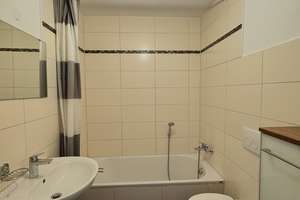 Stilvolle, renovierte 3-Zimmer-Wohnung mit Balkon und Einbauküche – Die vollständige Adresse der Immobilie erhältst du vom Anbieter., 74321 Bietigheim-Bissingen – Vorschaubild 3