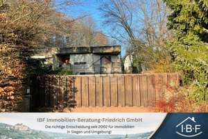Einzigartige und historische  Villa mit viel Potential in Siegen-Buchen – Die vollständige Adresse der Immobilie erhältst du vom Anbieter., 57078 Buchen, Siegen – Vorschaubild 1