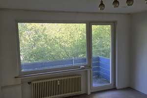 4 Zimmer-Wohnung mit zwei tollen Balkonen im Murmelbachtal  zu vermieten. – Winterbergstraße 7, 42289 Heckinghausen, Wuppertal – Vorschaubild 7