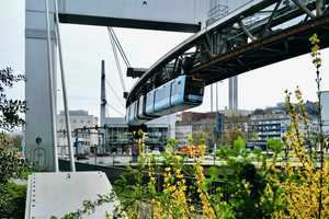 Anlage mit Perspektive: Junges, solides MFH mit Fernwärmeheizung, Garagen und Stellplätzen – Wuppertal – Vorschaubild 6