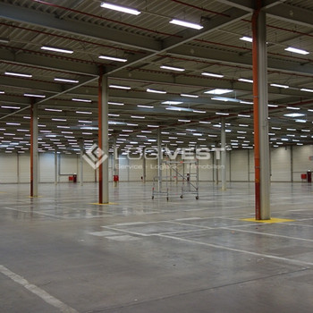 Großzügige Produktions- und Lagerfläche mit Außenfläche an der A3