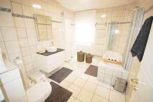 Celler Str. "Attraktives 2 Familienhaus mit Garagen und Ladenfläche in Top-Lage von Braunschweig" – Die vollständige Adresse der Immobilie erhältst du vom Anbieter., 38114 Westliches Ringgebiet, Braunschweig – Vorschaubild 9