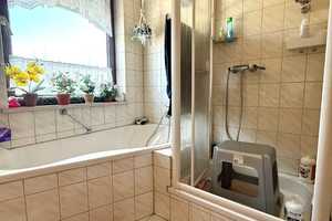 Sonnige, großzügige Doppelhaushälfte - Renovierungen zaubern das perfekte Wohnglück – Altötting (Kreis) – Vorschaubild 11