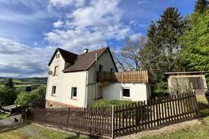 Viel Platz zum Leben: Haus mit 155 m² Wohnfläche auf 2.354 m² Grundstück in Löhnberg – Die vollständige Adresse der Immobilie erhältst du vom Anbieter., 35792 Löhnberg – Vorschaubild 2