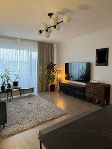 Helle 3-Zimmer-Wohnung | 89 m² | 7. OG mit Aufzug | Möbliert | Ruhige Lage