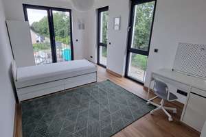 Exklusive Doppelhaushälfte im schönen Altglienicke! **Garten / 3 Terrassen / möbliert** – Ewaldstr. 106D, 12524 Altglienicke, Berlin – Vorschaubild 9