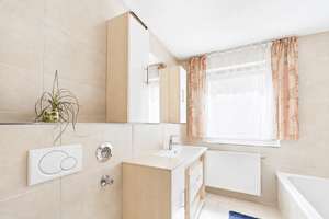 Grüne Aussichten inklusive: vermietete 4-Zimmer-Wohnung mit Balkon im beliebten Dachswald – 70569 Dachswald, Stuttgart – Vorschaubild 6