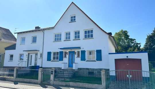 Bild von Bad Homburg Ober-Eschbach: entkerntes Doppelhaus mit großem Garten [von privat]