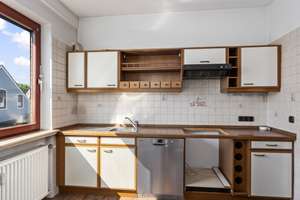 Charmantes Zweifamilienhaus mit Entwicklungspotenzial – ideal für Eigennutzer und Kapitalanleger – Die vollständige Adresse der Immobilie erhältst du vom Anbieter., 28309 Hemelingen (Ortsteil), Bremen – Vorschaubild 9
