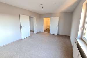 Sehr schöne und große 3,5 Raum Wohnung in ruhiger u. zentraler Lage! Balkon!! 2 Bäder!! – Kleine Hammerstraße 48 A, 45326 Altenessen-Süd, Essen – Vorschaubild 3