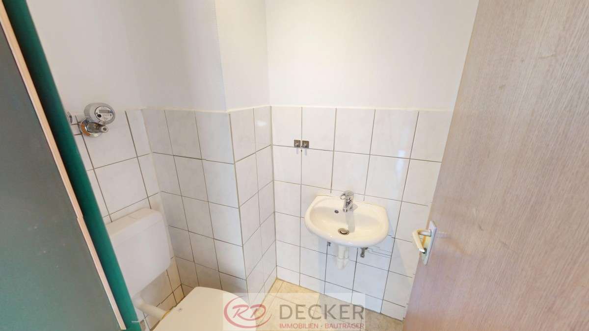 Immobilie in Obertaufkirchen - Clevere Investition oder neues Zuhause: 3-Zi.-Whg. mit Südbalkon – im Leerstand! - Bild 1