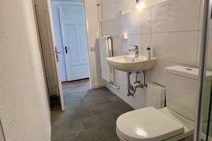 Perfekte 4er-WG: kernsanierte 4,5 Zi DG-Wohnung in Altstadtbestlage mit phantastischem Ausblick  – Königstraße 71, 23552 Innenstadt, Lübeck – Vorschaubild 34