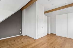 Exklusives Endreihenhaus mit Pool in Bestlage von Bogenhausen-Englschalking – Die vollständige Adresse der Immobilie erhältst du vom Anbieter., 81929 Daglfing, München – Vorschaubild 13