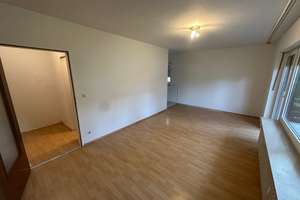 Helle, sehr ruhige 1-Zi-Wohnung mit separatem Kochbereich u. großem Südbalkon. Nähe S2 München Riem – Georg-Thiele-Straße 5, 81829 Trudering-Riem (Ortsteil), München – Vorschaubild 5