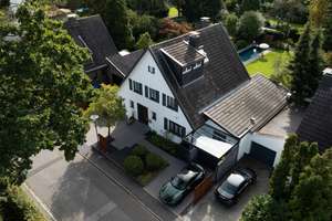 Wohnen wie im Urlaub: Ihr Traumhaus mit Pool, Gartenparadies und privater Wellnessoase – Die vollständige Adresse der Immobilie erhältst du vom Anbieter., 47800 Bockum, Krefeld – Vorschaubild 2