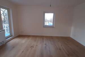 Moderne 2-Zimmer Wohnung mit Balkon und Einbauküche im grünen Pankow! – Heegermühler Weg 43, 13158 Niederschönhausen, Berlin – Vorschaubild 5