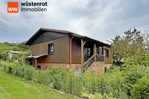 IDYLLE IN DER STADT: HAUS MIT EINBAUKÜCHE + VOLLKELLER + NEBENGEBÄUDE + GROSSEM GRUNDSTÜCK – Mecklenburg-Strelitz (Kreis) – Vorschaubild 5