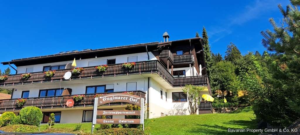 Immobilie in Sankt Englmar - Auch Festwohnsitz möglich! 3-Zi.-DG-Whg. in kleiner Wohnanlage in Sankt Englmar-sofort bezugsfrei - Bild 0