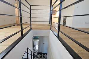 Hoch Hinaus: Stilvolle 4-Zimmer-Maisonettewohnung mit traumhaftem Ausblick über Stuttgart West
