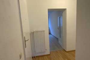 Sehr schöne 2-Zimmer-Wohnung mit Einbauküche fußläufig zur FH-Aachen und Luisenhospital in Aachen – Eynattener Str. 59, 52064 Aachen – Vorschaubild 5