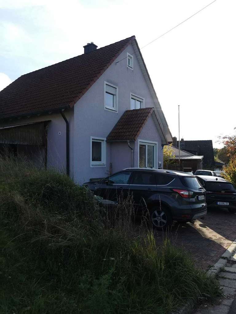 Immobilie in Vilseck - Charmantes Einfamilienhaus in ruhiger Traumlage – ideal für Familien & Naturliebhaber - Bild 1