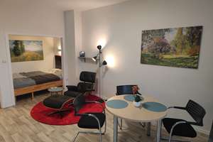 Möbliertes Design-Apartment in Bochum-City – ruhig, Balkon, WLAN – Die vollständige Adresse der Immobilie erhältst du vom Anbieter., 44787 Gleisdreieck, Bochum – Vorschaubild 2