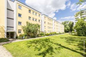 Direkt am Park: Charmante, bezugsfreie Eigentumswohnung mit Westbalkon und Blick ins Grüne – Die vollständige Adresse der Immobilie erhältst du vom Anbieter., 81927 Englschalking, München – Vorschaubild 2