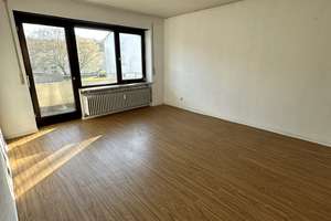 Stuttgart Feuerbach – Lichtdurchflutete 3 Zimmer Wohnung mit Balkon & Garage – Die vollständige Adresse der Immobilie erhältst du vom Anbieter., 70469 Lemberg/Föhrich, Stuttgart – Vorschaubild 2