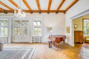 Prachtvolle Villa im Dornröschenschlaf in Bestlage nahe Mexikoplatz – Berlin – Vorschaubild 4