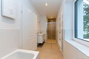 Luxuriöse Neubau-EG-Wohnung mit Garten in Bestlage am Düsternbrooker Gehölz – Lindenallee 22, 24105 Düsternbrook, Kiel – Vorschaubild 9