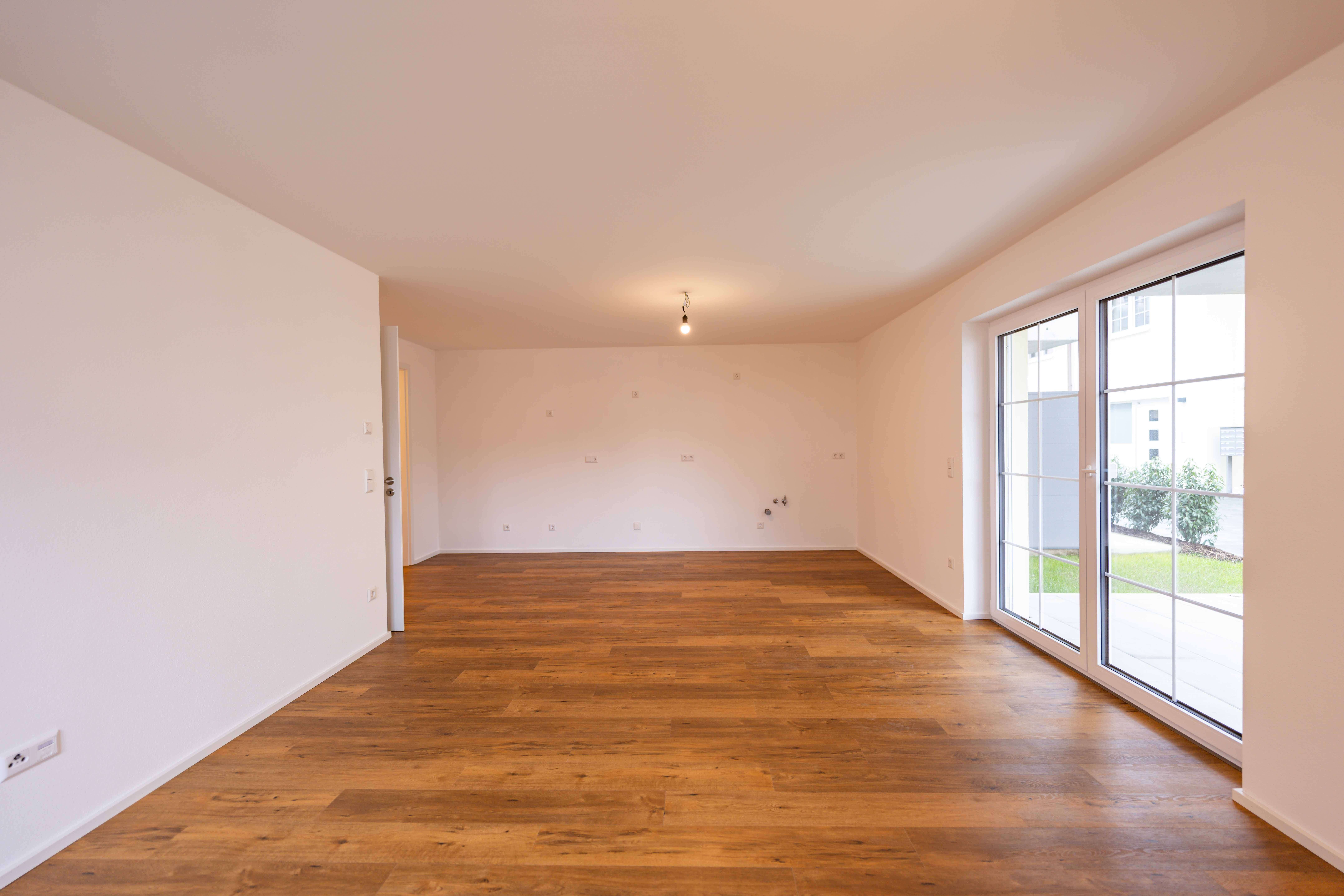 Immobilie in Rot an der Rot - Neuwertig.Barrierefrei.Geräumig. – Moderne 4-Zi.-Erdgeschosswohnung ruhig & naturverbunden - Bild 0