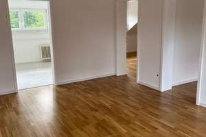 Moderne ruhige 3-Zimmer-Wohnung mit Einbauküche, Garage, Keller – Ruschgraben 53, 76139 Hagsfeld, Karlsruhe – Vorschaubild 3