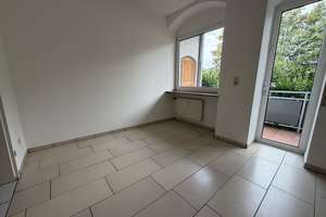 Frisch renovierte Erdgeschosswohnung in zentraler Wohnlage von Uerdingen – Bahnhofstraße 17, 47829 Uerdingen, Krefeld – Vorschaubild 6