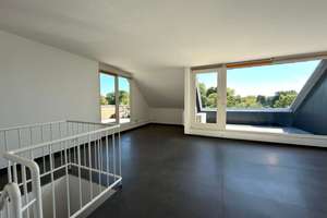 Köln-Lövenich: Großzügigkeit auf zwei Ebenen I TOP Maisonette I 3 Terrassen I 2 TG-Stellplätze – Die vollständige Adresse der Immobilie erhältst du vom Anbieter., 50859 Lövenich, Köln – Vorschaubild 8