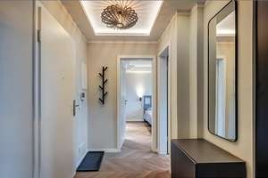 Möbliert: Neuwertig möblierte 2‑Zimmer Wohnung – mit Innenhoflage – Die vollständige Adresse der Immobilie erhältst du vom Anbieter., 81543 Siebenbrunn, München – Vorschaubild 8