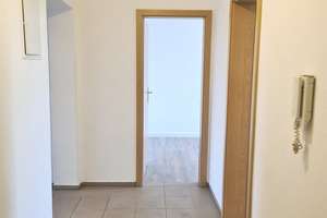 Helle ruhige 2-Raum-Wohnung mit Balkon in einem kernsanierten Gründerzeithaus – Stadlerstraße  21, 9126 Bernsdorf, Chemnitz – Vorschaubild 3