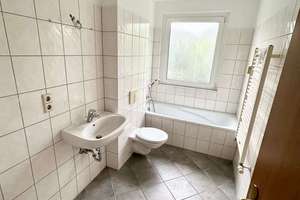 Sonnige 2 Zimmer Wohnung mit Balkon & Tageslichtbad in Chemnitzer Zentrum sofort frei – Reitbahnstraße 49, 9111 Zentrum, Chemnitz – Vorschaubild 5